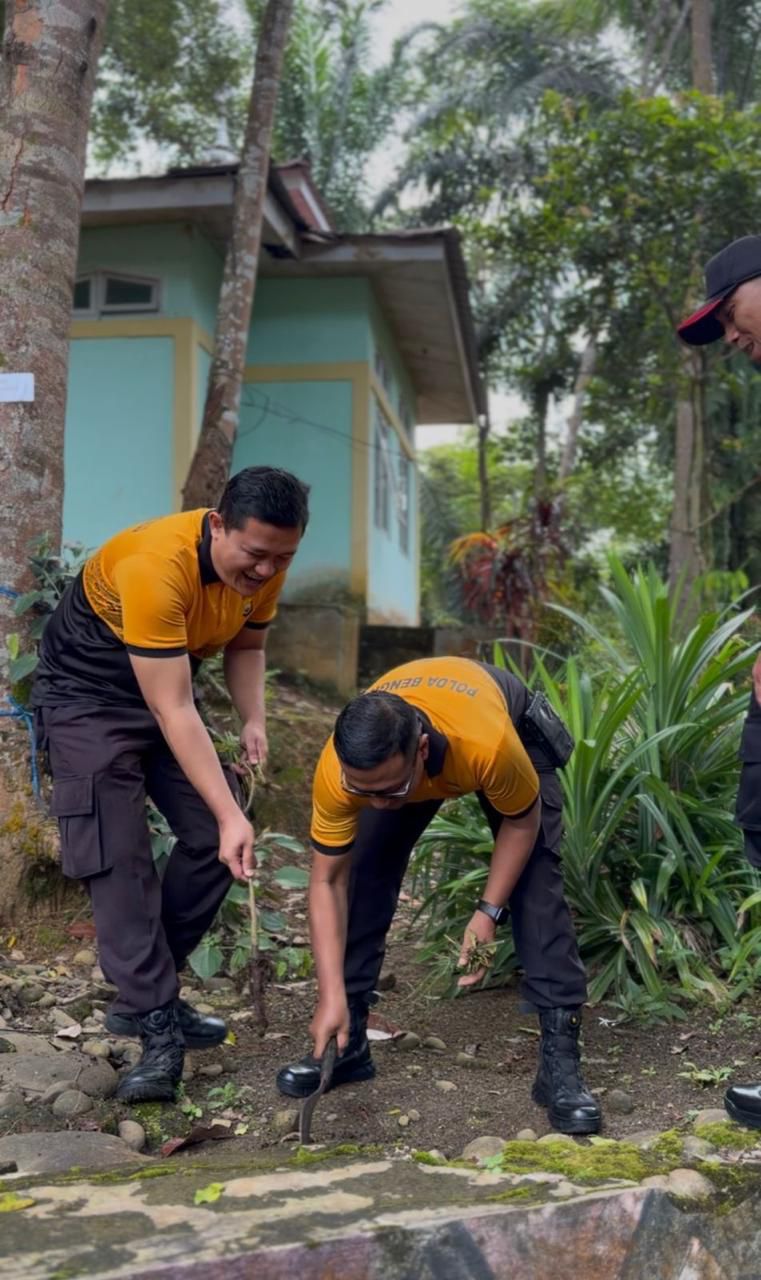 Polres Bengkulu Utara Pimpin Aksi GEMPITA, Wujudkan Kota Bersih dan Asri