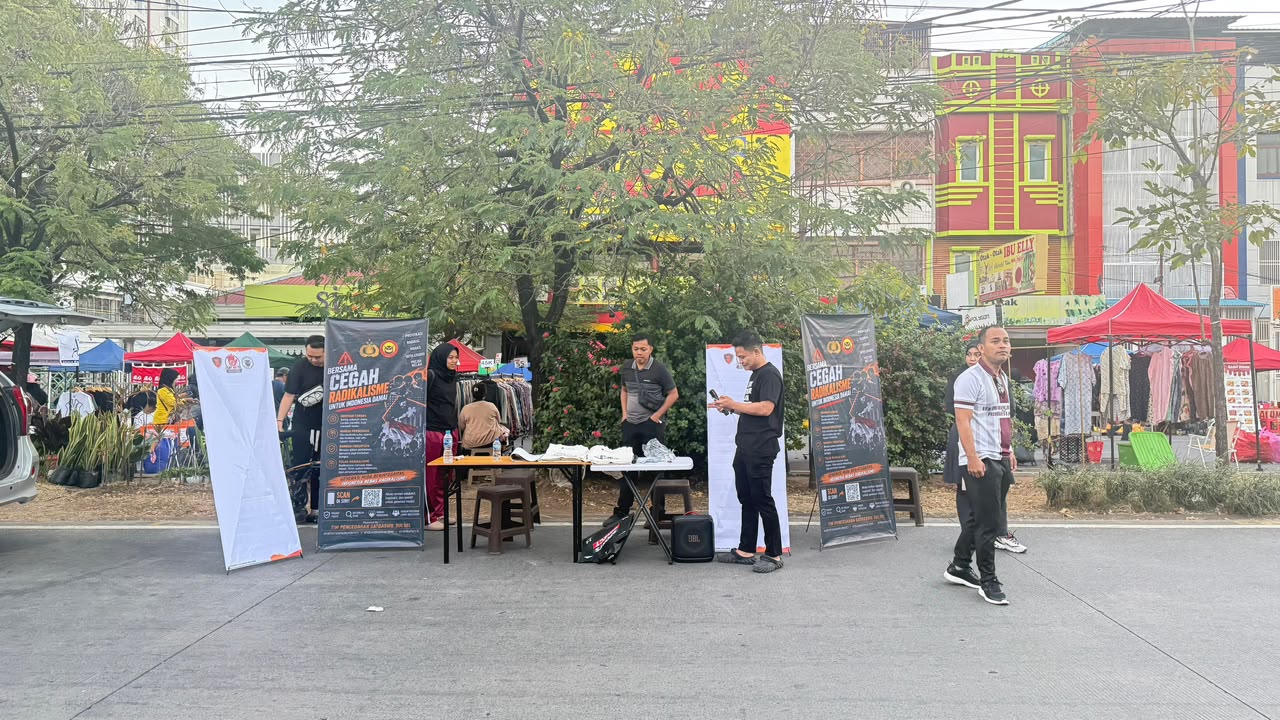 Densus 88 AT Polri Ajak Masyarakat Tolak Radikalisme dan Bullying melalui Kampanye Edukasi di Car Free Day Makassar